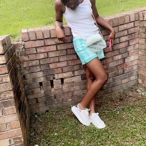 Meet your Posher, Kiyah